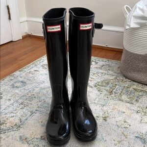 Hunter Glossy Black Rain Boots